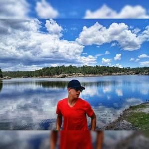 Meet your Posher, Cesar